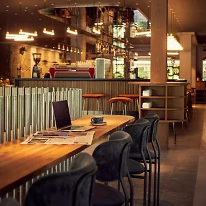 Met 4*, Amsterdam Hollanda