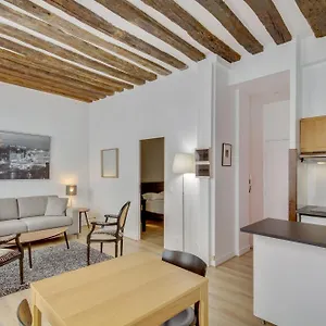  Apartment For Work In Center Frankreich