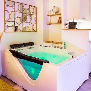 Cmg - Batignolles / Montmartre , Paris France